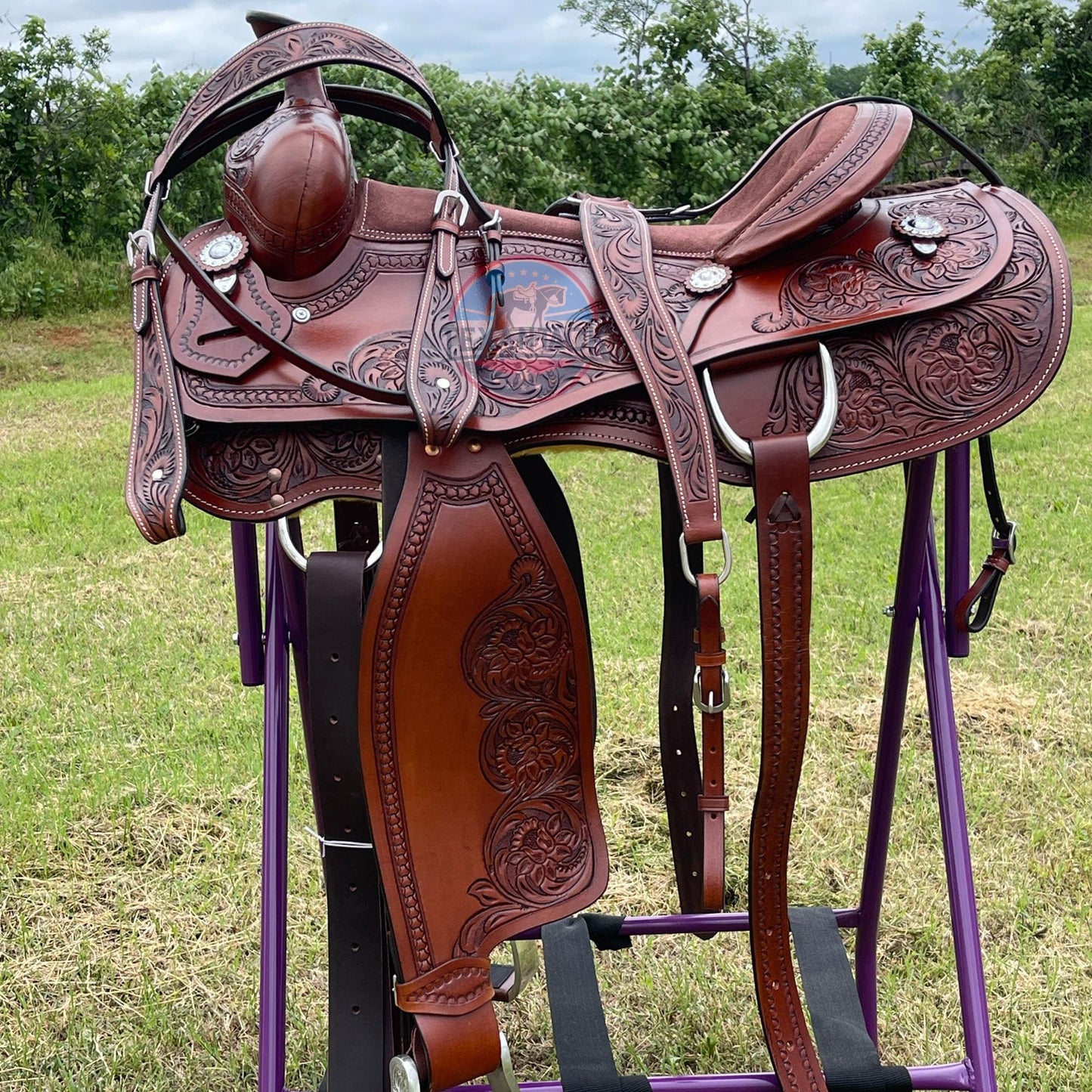 Argentinian Leather Western Saddle: Floral Tooled Pleasure & Trail with Silver Conchos TEXANTACK