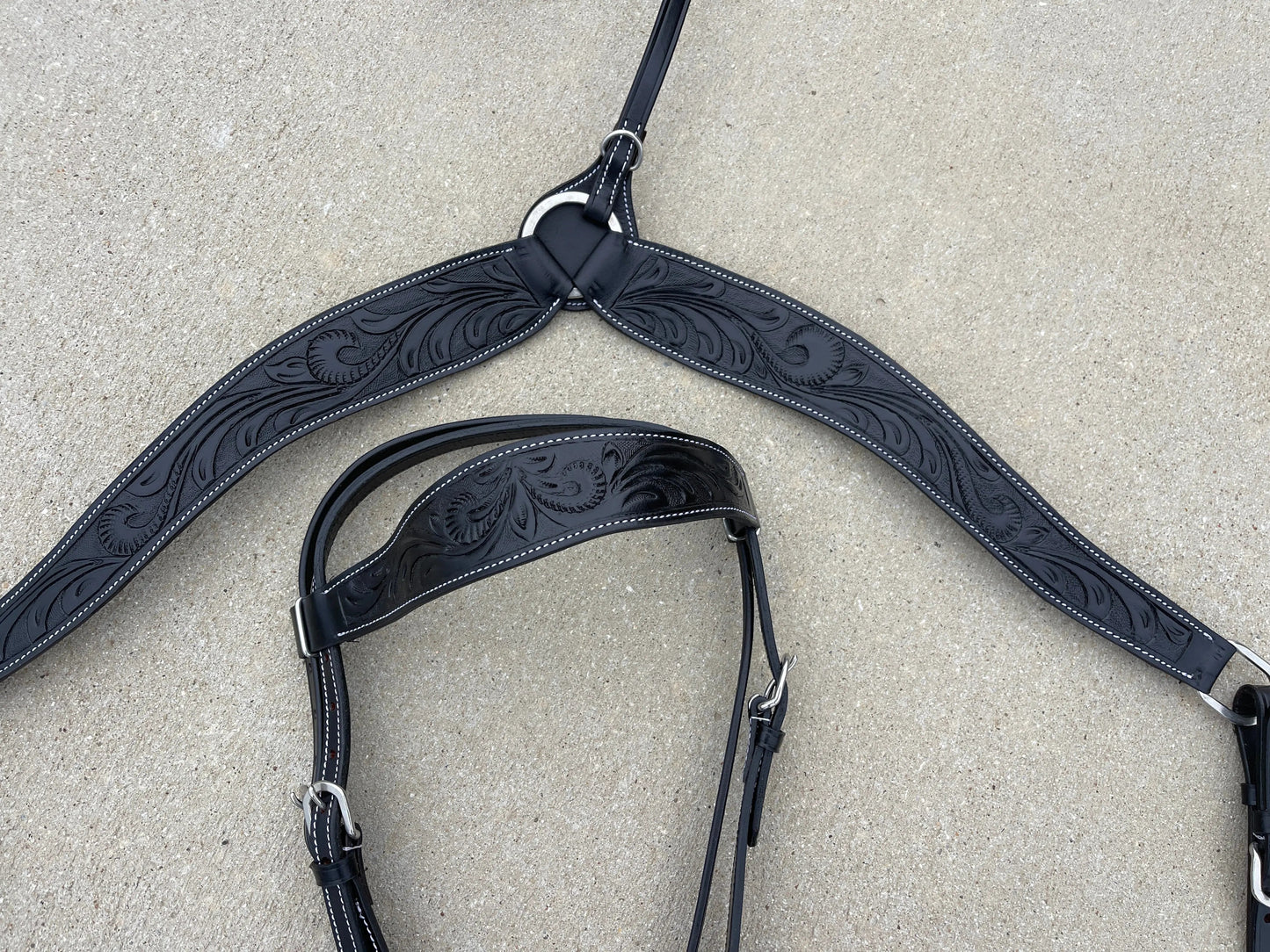 Headstall and Breast Collar Set Black- Argentinian Leather NewEngland Tack