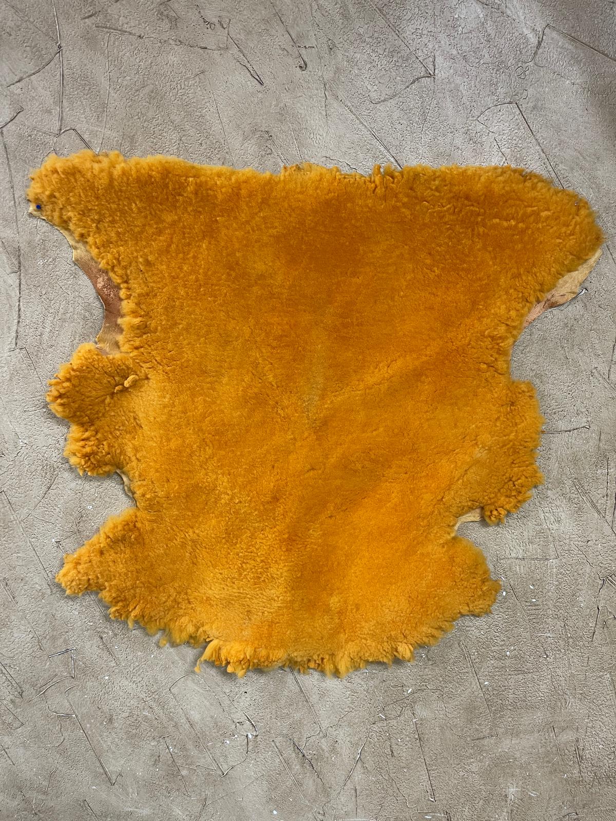 Luxurious Bark-Tanned Sheepskin Shearling Rug - Natural & Real Fur TEXANTACK