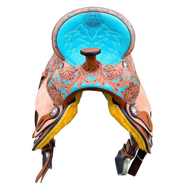 Handcrafted Western Saddle – 100% Genuine Leather with Floral Tooling &amp; Silver Conchos